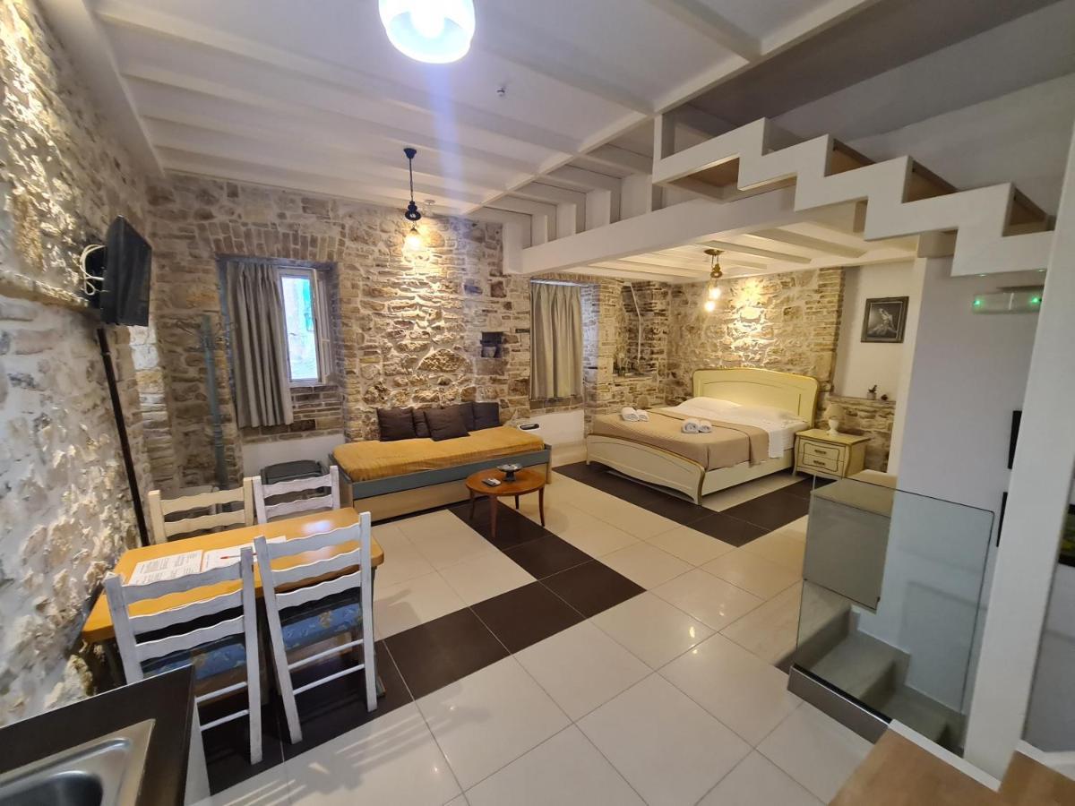 Nj Corfu Liston Apartments Bagian luar foto